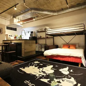 Shinjuku Tenjin 8f アパート
